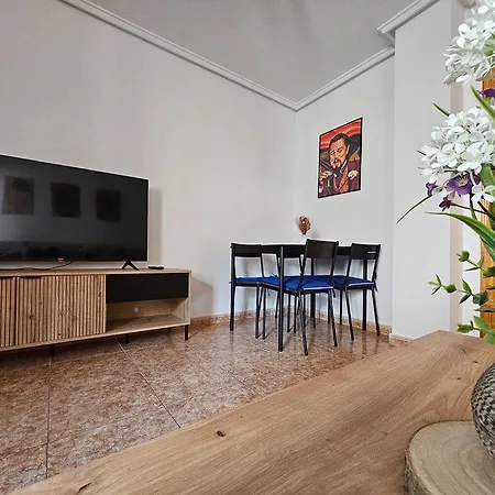 Lucy טורבייחה